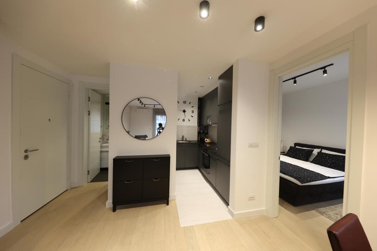 Modern Apartment In The Heart Of Beograd Ngoại thất bức ảnh