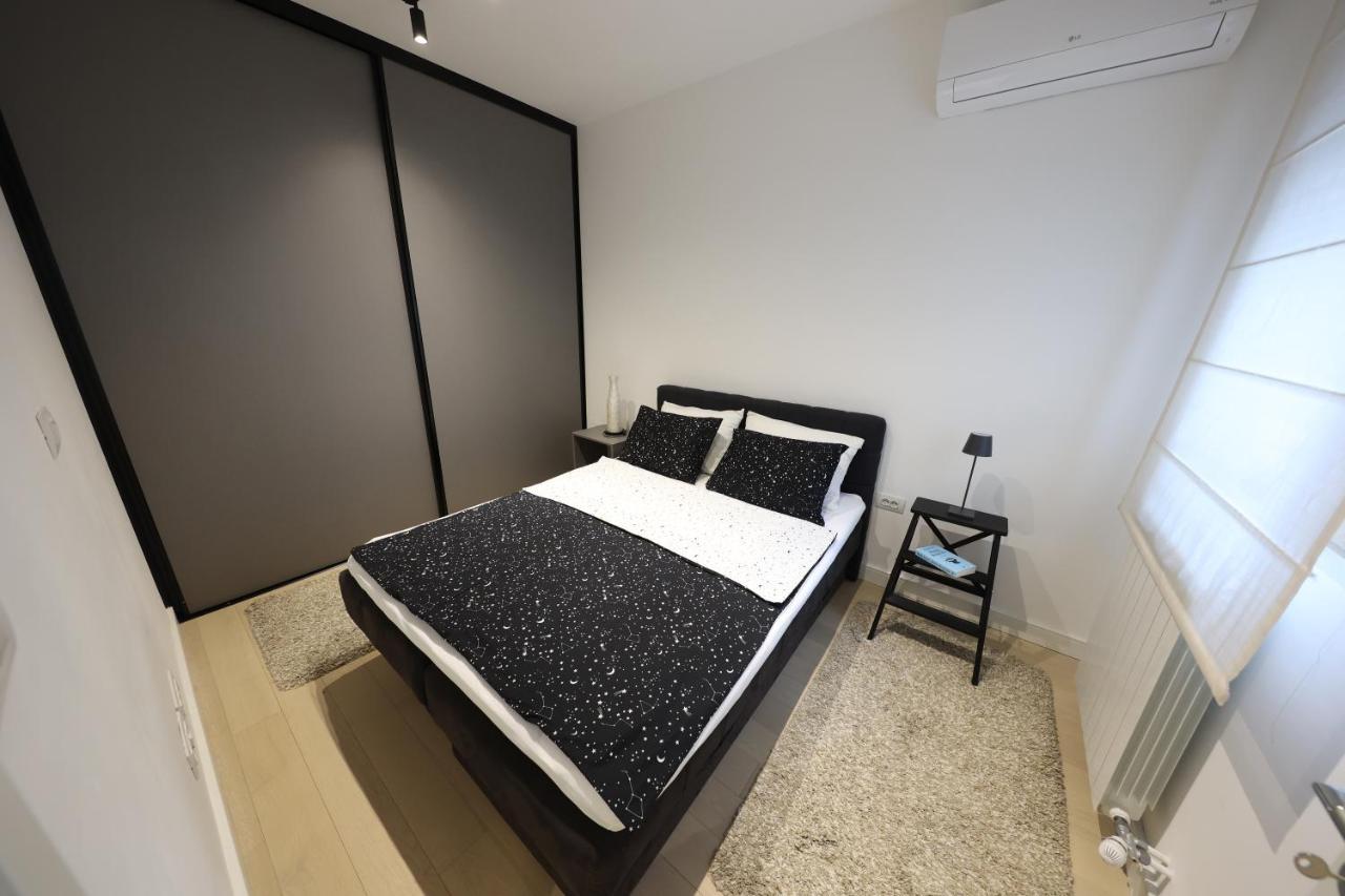 Modern Apartment In The Heart Of Beograd Ngoại thất bức ảnh